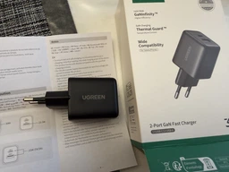 Сетевое зарядное устройство Ugreen X516 30 W 2-Port GaN Black (UGR-65014) фото от покупателей 10