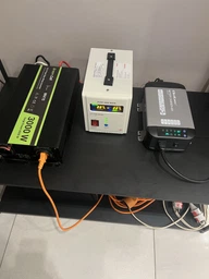 Зарядное устройство Qoltec Smart Monolith charger for LiFePO4 AGM GEL SLA 40A 12V (5901878519562) фото от покупателей 2