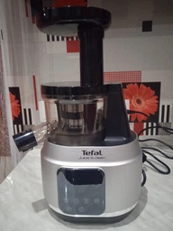 Соковыжималка шнековая TEFAL JUICE & CLEAN ZC420E38 фото от покупателей 1