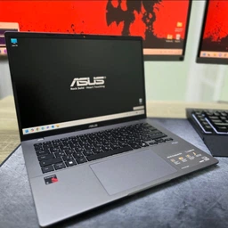 Ноутбук ASUS Vivobook S14 S3407QA-KP003W (90NB16B2-M000R0) Matte Gray / 14" IPS WQXGA / Snapdragon X X1 26 100 / RAM 16 ГБ / SSD 512 ГБ / Windows 11 Home / 10+ часов автономной роботы