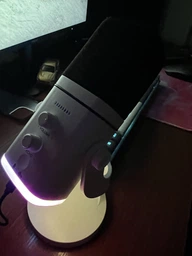 Динамічний Мікрофон Black XLR/USB для стримінгу та Ігровий RGB-підсвітка Mute Роз'єм для навушників Настільна підставка для PC П фото від покупців 2