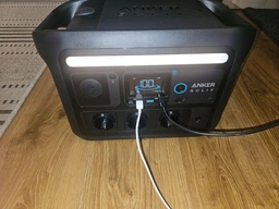 Портативна зарядна станція Anker Solix C800 (1200W/768Wh)