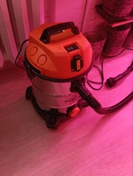 Пилосос NEO TOOLS 1400 Вт, 30 л