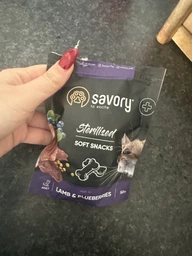 Мягкие лакомства Savory для здоровья стерилизованных кошек, ягненок с черникой, 50 г (4820232631416) фото от покупателей 2
