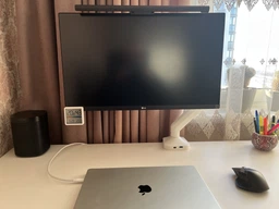 Настольное крепление для монитора OfficePro MA451W с пружиной 17-40" 2~12 кг White фото от покупателей 4