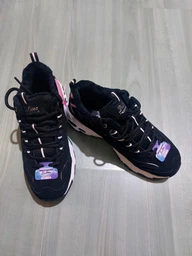 Жіночі кросівки Skechers D`Lites Freeze Talk Black/White 36 Білий 66666125-BLK фото від покупців 1
