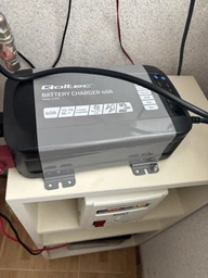 Зарядное устройство Qoltec Smart Monolith charger for LiFePO4 AGM GEL SLA 40A 12V (5901878519562) фото от покупателей 1