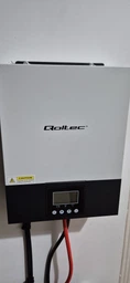 Гибридный инвертор Qoltec 2 кВА (1.5 кВт) 1-фазный (5901878538754)