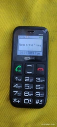 Мобільний телефон Maxcom Comfort MM426 Black UA фото від покупців 1