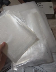 Пакети для вакууматора харчові говренні змінна плівка для вакуумного пакувальника 15х20 см кульки рифлені для вакуумування су-від пакет вакуумний для запаювання продуктів та зберігання пачка 100 шт Smart (Sn209788) фото від покупців 5