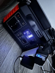 Зарядна станція FlashFish P60 потужністю 560 Вт, сонячний генератор 520 Вт·год/140400 мАг