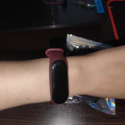 Комплект силиконовых ремешков MRK для Xiaomi Mi Band 3/4 4 ремешка + 4 металлических кнопки (Black, Green, Blue, Wine) (mrk6550) фото от покупателей 1