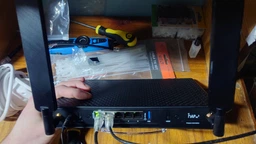 Маршрутизатор MikroTik hAP ax3 (C53UIG+5HPAXD2HPAXD) фото від покупців 1