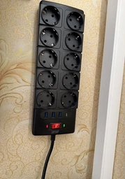Сетевой фильтр-удлинитель 2E SP10M3USB 3м, 10xТипF, 16A, 3xUSB-A, 1xUSB-C Черный (2E-SP10M3USBBK) фото от покупателей 1