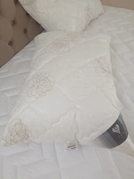 Подушка для сну IDEIA Air Dream Classic 70х70 Антиалергенне волокно два чохли з блискавкою Біла (4820182658310) фото від покупців 2
