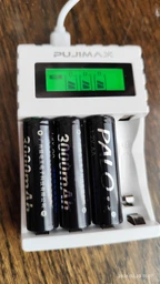 Зарядное устройство для аккумуляторов AA AAA Pujimax PJ-LCD005 зарядка батареек пальчиковых мизинчиковых Ni-Mh Ni-Cd 1.2V на 4 слота канала с LCD дисплеем экраном индикацией Type-C Micro USB кабель универсальное для аккумуляторных батарей бытовое White фото от покупателей 1