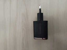 Мережевий зарядний пристрій Essager 33W ES-CD45 GAN Display чорне