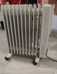 Обогреватель масляный радиаторный 2500 Вт на колесах 11 секций Bobbytec, бытовой электрический напольный радиатор с 3 режимами нагрева и регулируемым термостатом, электрообогреватель для дома и дачи Серый, BTCQ-2500 фото от покупателей 5