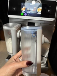Кофемашина Philips LatteGo Pro серії 8000 Café Aromis EP8757/20