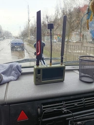 Магнитный автодержатель для телефона в автомобиль на присоске с клейкой основой D37-X фото от покупателей 4