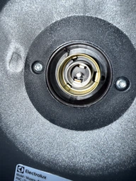Електрочайник Electrolux 1.7л, Strix, скло, сріблясто-чорний фото от покупателей 2
