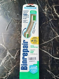 Зубная щетка BioRepair Совершенная чистка Средней жесткости для ежедневного ухода Зеленая (8017331047941_green) фото от покупателей 7