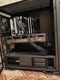 Видеокарта ASUS GeForce RTX5070 12Gb TUF OC GAMING (TUF-RTX5070-O12G-GAMING) фото от покупателей 1