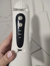 Ирригатор для полости рта 200 мл беспроводной аккумуляторный Oral Irrigator, портативный с 3 режимами работы и 4 сменными насадками для ухода за зубами, деснами и брекетами Белый, RGL-137-White фото от покупателей 13