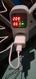 Реле напряжения Tomzn TOSVA-16 16A 220V, розеточная защита от перенапряжения и пониженного напряжения, с дисплеем фото от покупателей 1