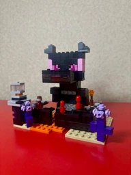 Конструктор дитячий майнкрафт дитячі конструктори minecraft Дракон краю набір 330 деталей 3 фігурки LED підсвітка світлові ефекти рухомі елементи блоковий розвивальний збірна модель битви місії пригоди квести подарунок дітям 6+