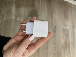 Зарядное устройство для iPhone 13 Apple 20W USB-C Power Adapter сетевое зарядное устройство для айфона