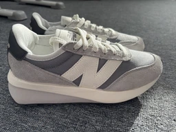 Женские кроссовки New Balance 370 U370AH 37.5 (5US) 23.5 см Серые (197967983351)
