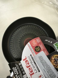 Сковорода Tefal Unlimited 19 см (G2550102) фото від покупців 1