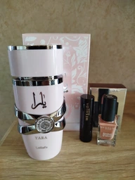 Парфумована вода для жінок Lattafa Perfumes Yara 100 мл