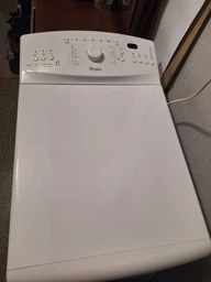Пральна машина Whirlpool AWE 66710 з вертикальним завантаженням