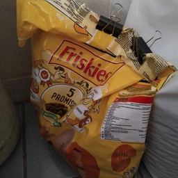 Сухой корм Purina Friskies для взрослых котов с курицей и овощами 10 кг фото от покупателей 1