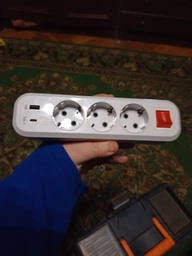 Колодка для подовжувача Luxel BENEFICE на 3 гнізда із заземленням та вимикачем USB+TYPE C