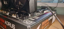 Материнская плата Gigabyte B550M Aorus Elite AX (sAM4, AMD B550, PCI-Ex16) фото от покупателей 2