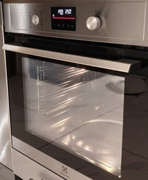 Духовой шкаф электрический Electrolux EOH4P56BX фото от покупателей 5