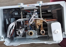 Газовая колонка Mixxus GWH-0112 BASIC WHITE дымоходная 12 л/мин (WH0029) фото от покупателей 1