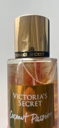 Спрей для тіла Victoria's Secret Coconut Passion Fragrance Mist 250 мл (26468780) фото от покупателей 1