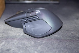 Мышь Logitech MX Master 4 Performance Wireless/Bluetooth Pale Grey (910-007563) фото от покупателей 3