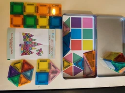 Різнокольорові Магнітні Міні-Блоки Magnetic Blocks Tiles 40 деталей 3D Магнітний Конструктор Дитячий для Хлопчиків та Дівчаток Розвиваючий Ігровий Набір для Подорожей у Металевому Боксі фото от покупателей 12