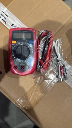 Мультиметр Voltronic DT-33C, Измерения: V DC/AC, A DC/AC, Ω, °C, hFE. Прозвонка, HOLD, подсветка (YT2613)