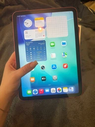 Планшет Apple iPad 11" 2025 Wi-Fi 128GB Pink (MD4E4TY/A) фото от покупателей 3