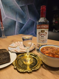 Водка Smirnoff Красная 1 л 40% (5410316518529)