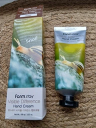 Крем для рук живильний з муцином равлики FarmStay Visible Difference Snail Hand Cream 100ml