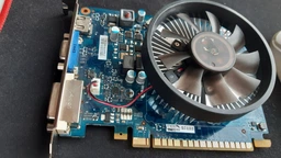 Видеокарта GTX 750 1GB MEDION (GTX750-1G-89D386-Z740A2) Б/У
