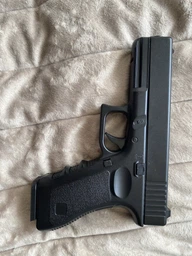 Страйкбольный Пистолет Глок Glock 18 VIGOR V20 металл, стреляет пульками 6 мм Черный