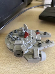 Конструктор LEGO Star Wars Минимодель Сокол тысячелетия 74 детали (30708) фото от покупателей 1